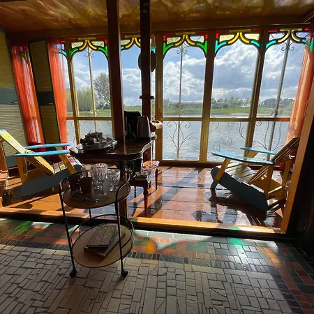 מלון Drijfpaleis