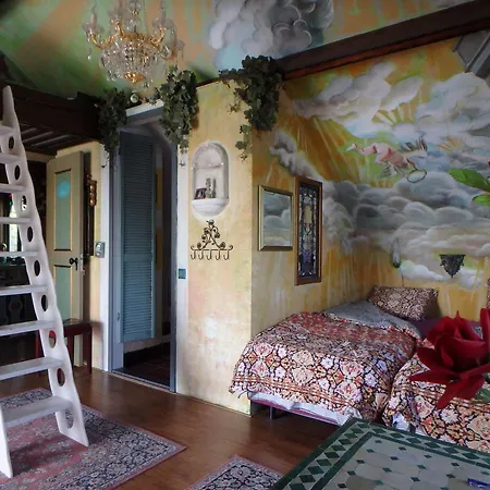 Drijfpaleis Hotel 2*