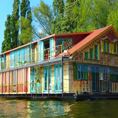Drijfpaleis 2* Арнем