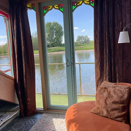 Hotel Drijfpaleis 2*