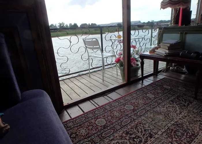 Drijfpaleis מלון ארנהיים