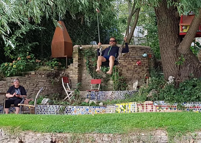 מלון Drijfpaleis 2*