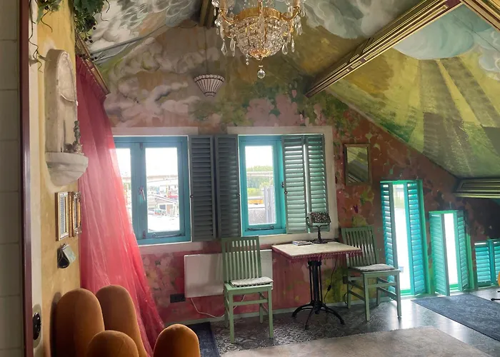 Szálloda Drijfpaleis 2*