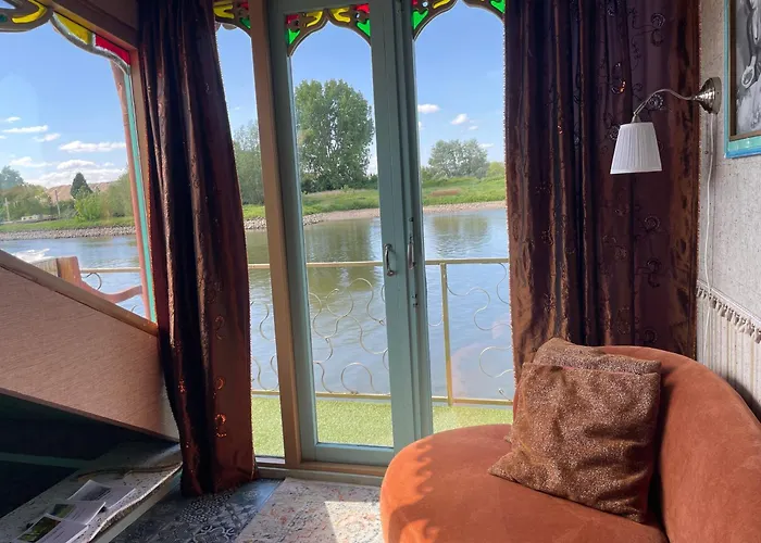 Szálloda Drijfpaleis 2*