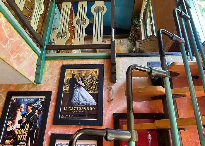 Drijfpaleis Szálloda